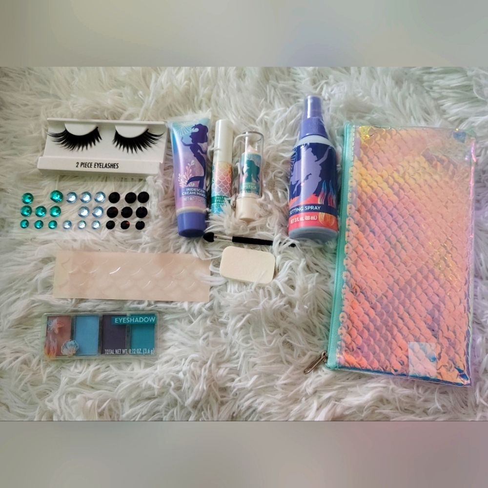 Disney 'Little Mermaid' Cosmetic Kit OOB